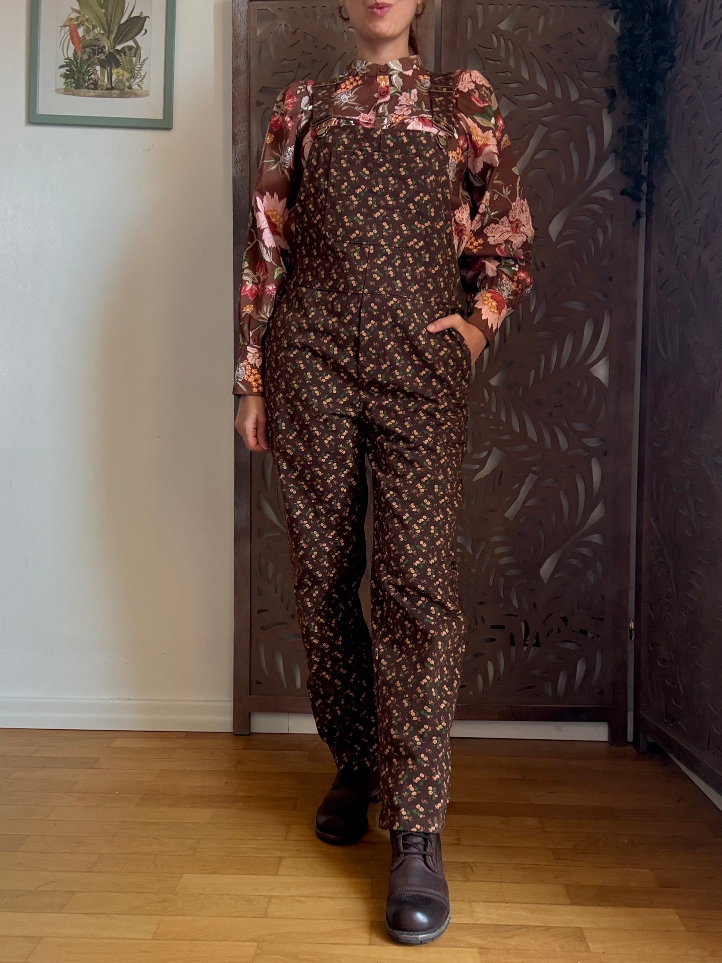 Salopette lunga in jeans marrone floreale gamba dritta