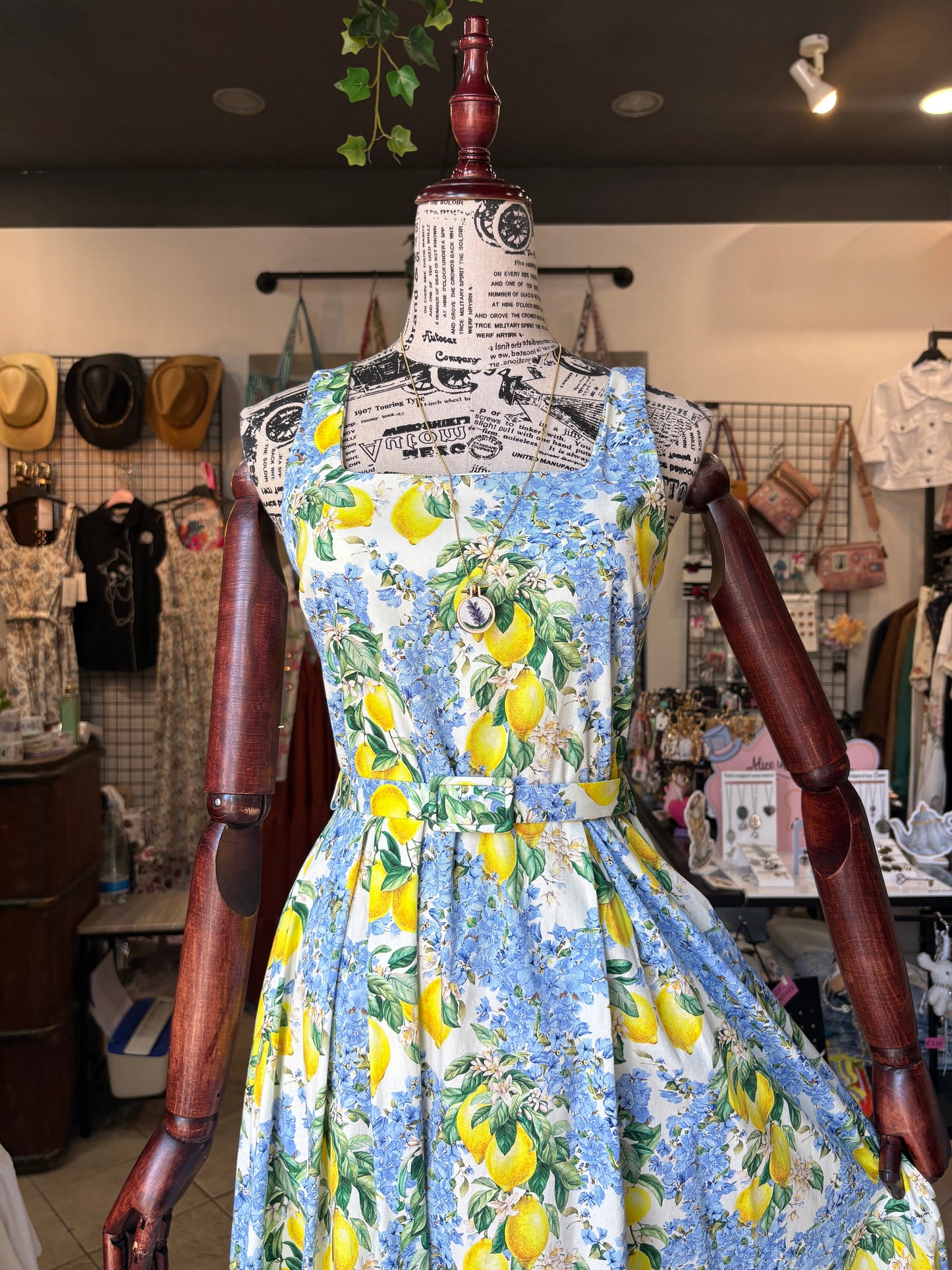 Abito Rétro in Cotone in 2 Fantasie con Cintura e Tasche – Stile Vintage Romantico