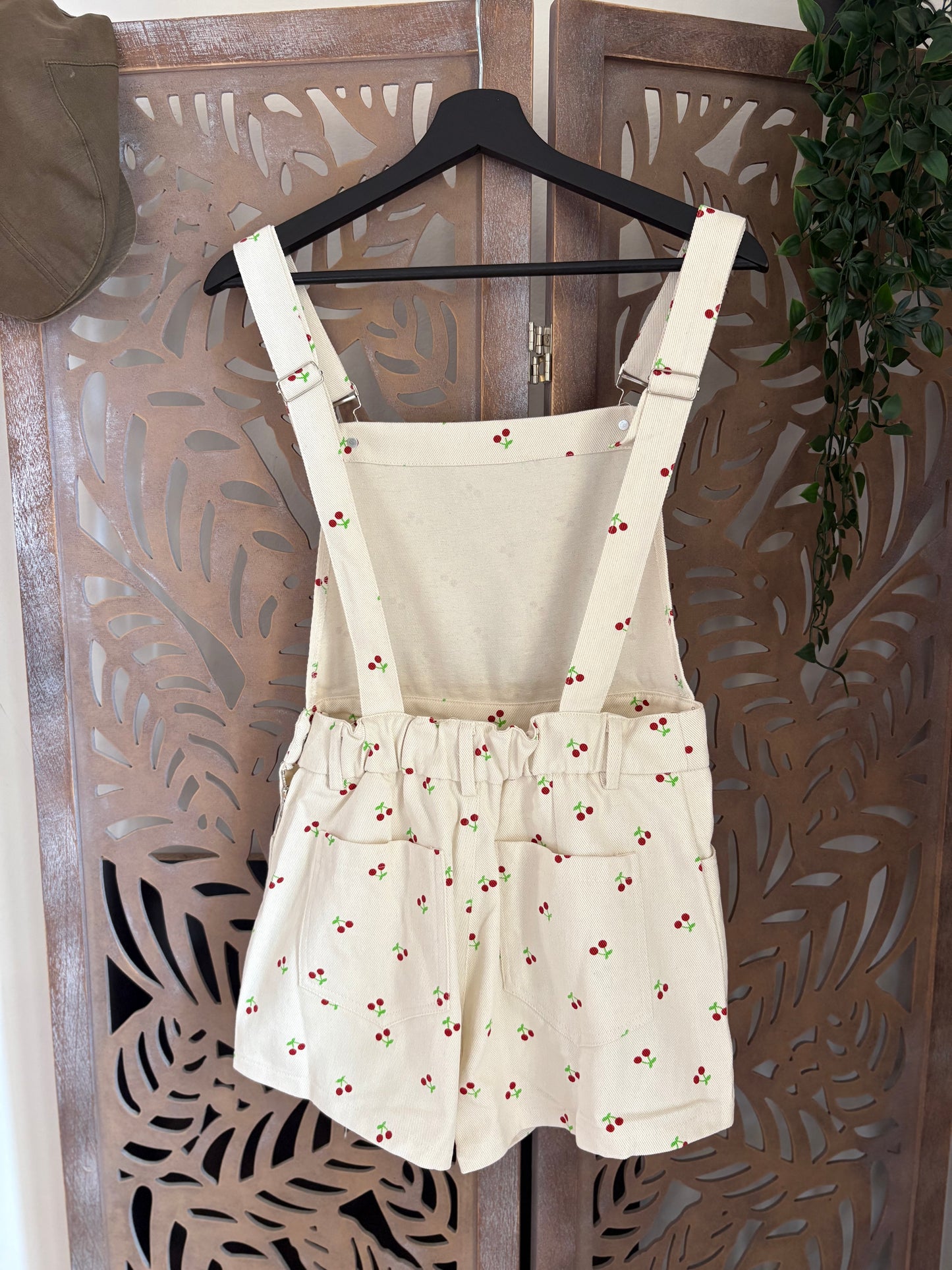 Salopette in cotone con shorts in 6 fantasie