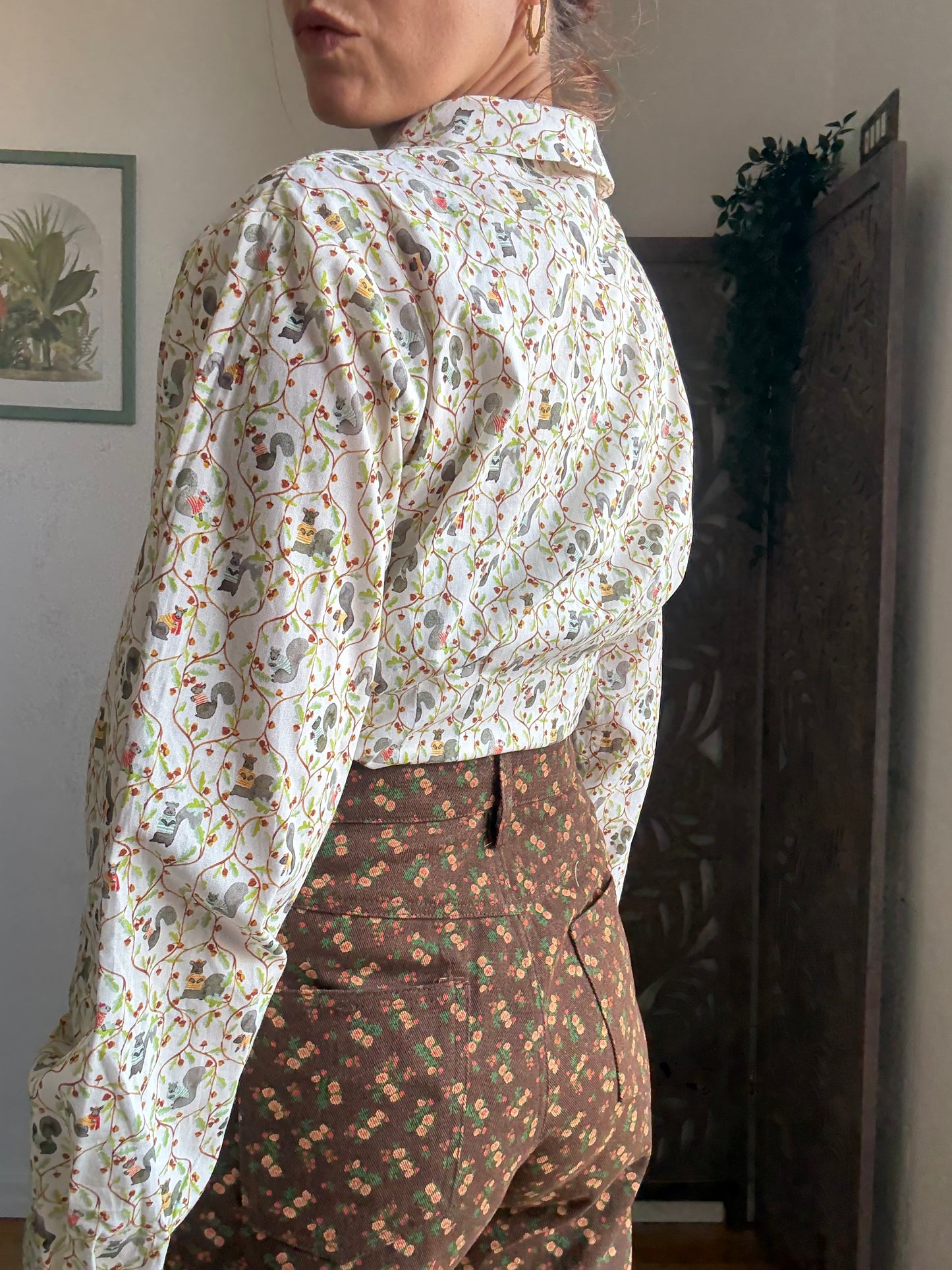 Camicetta retrò inglese in cotone con fiocco al collo French Squirrels