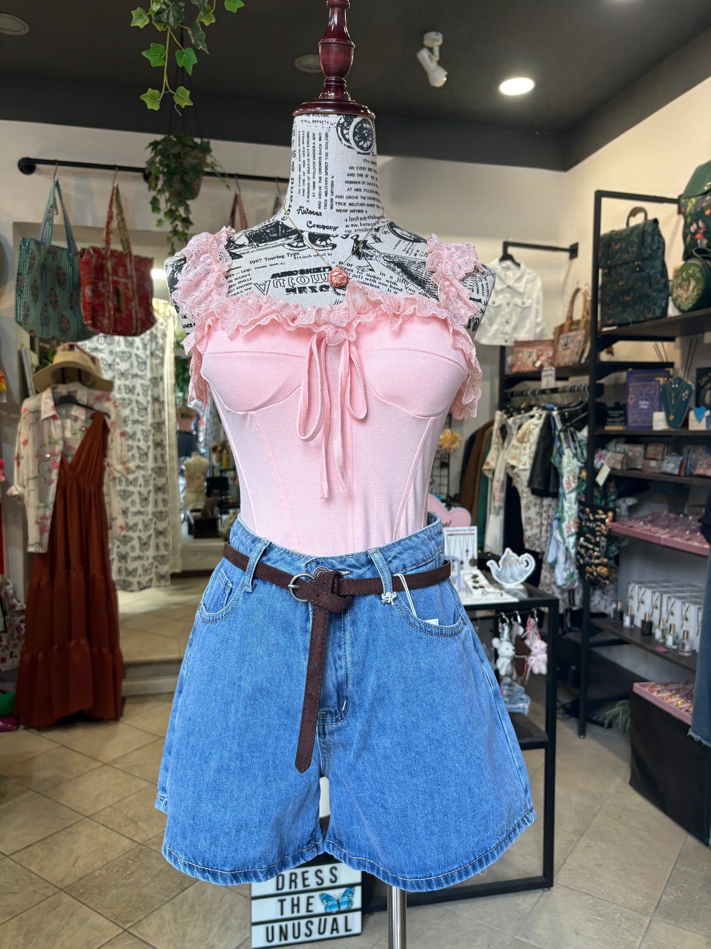 Shorts in Jeans Chiaro Svasati a Vita Alta con Cintura Inclusa