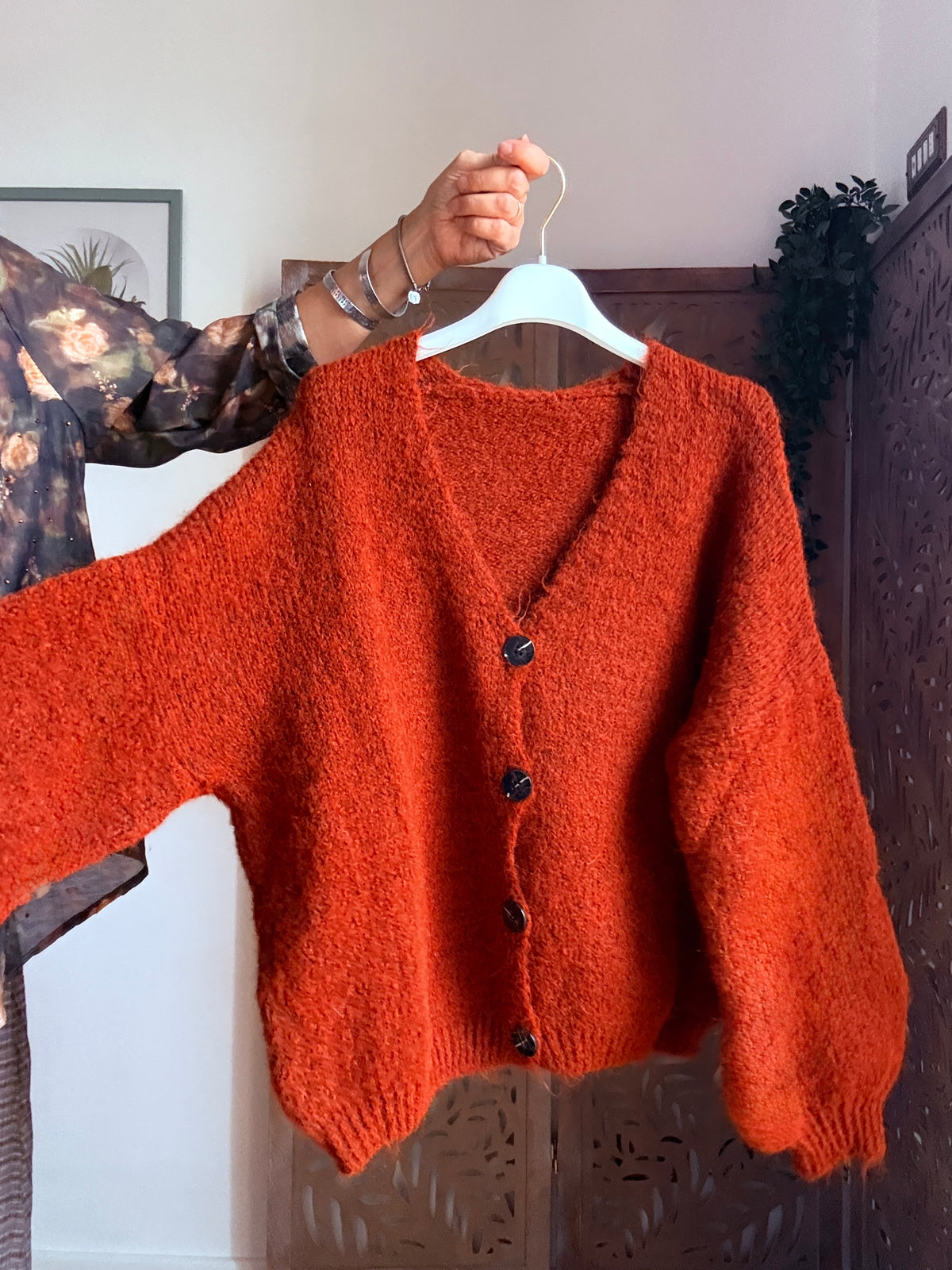 Cardigan donna oversize Rebecca in maglia soffice con scollo a V - In 10 Colori