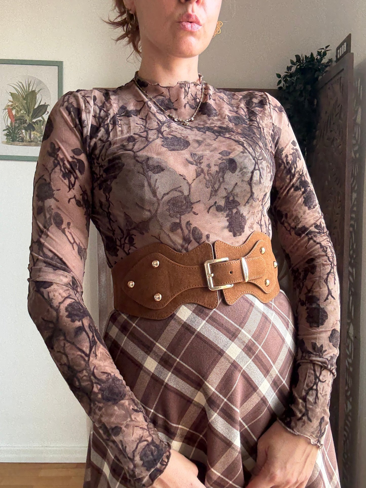 Body color caffè a manica lunga in tulle floccato