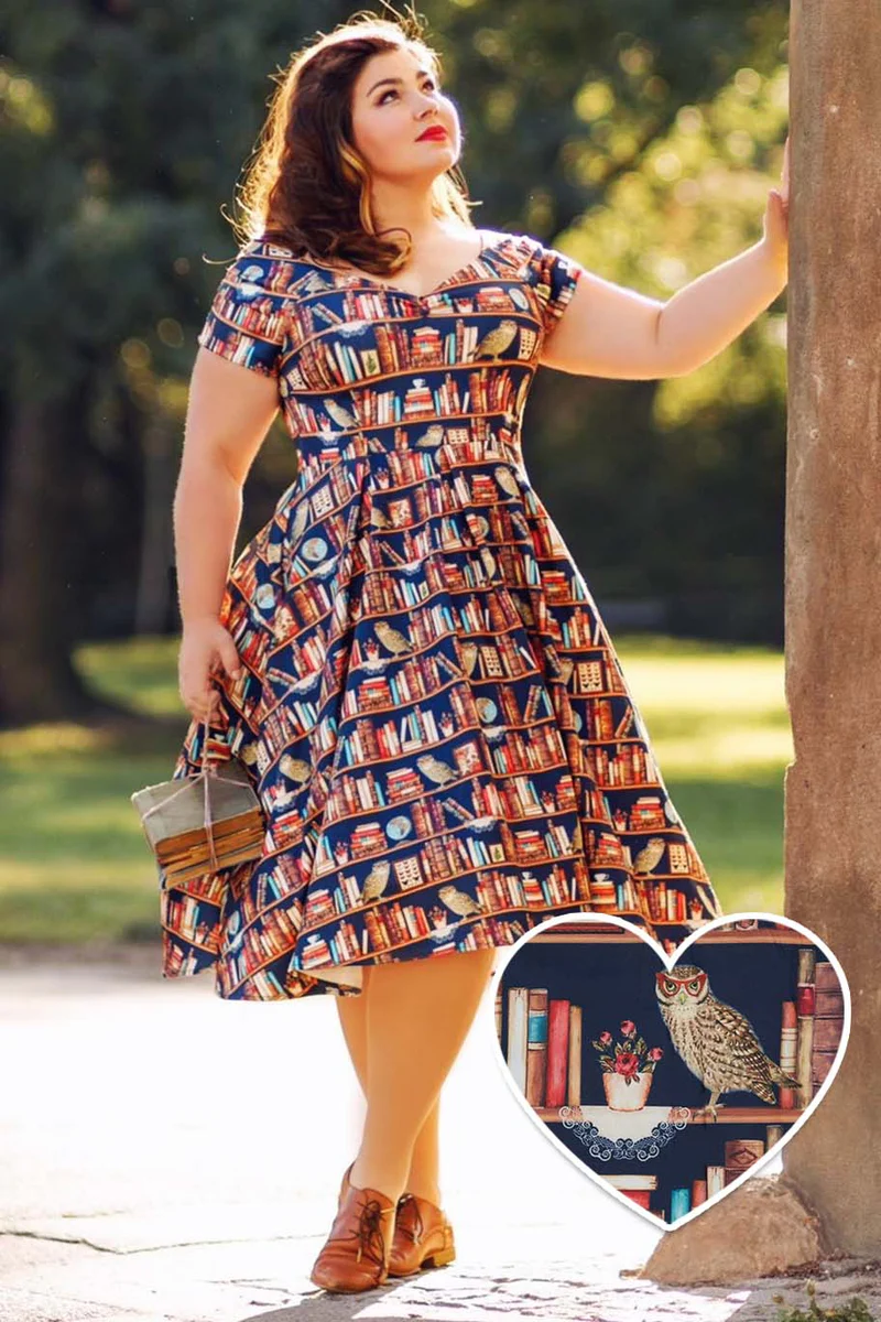 Lily Retro: Abito Library Book & Owl con Scollo a Barca