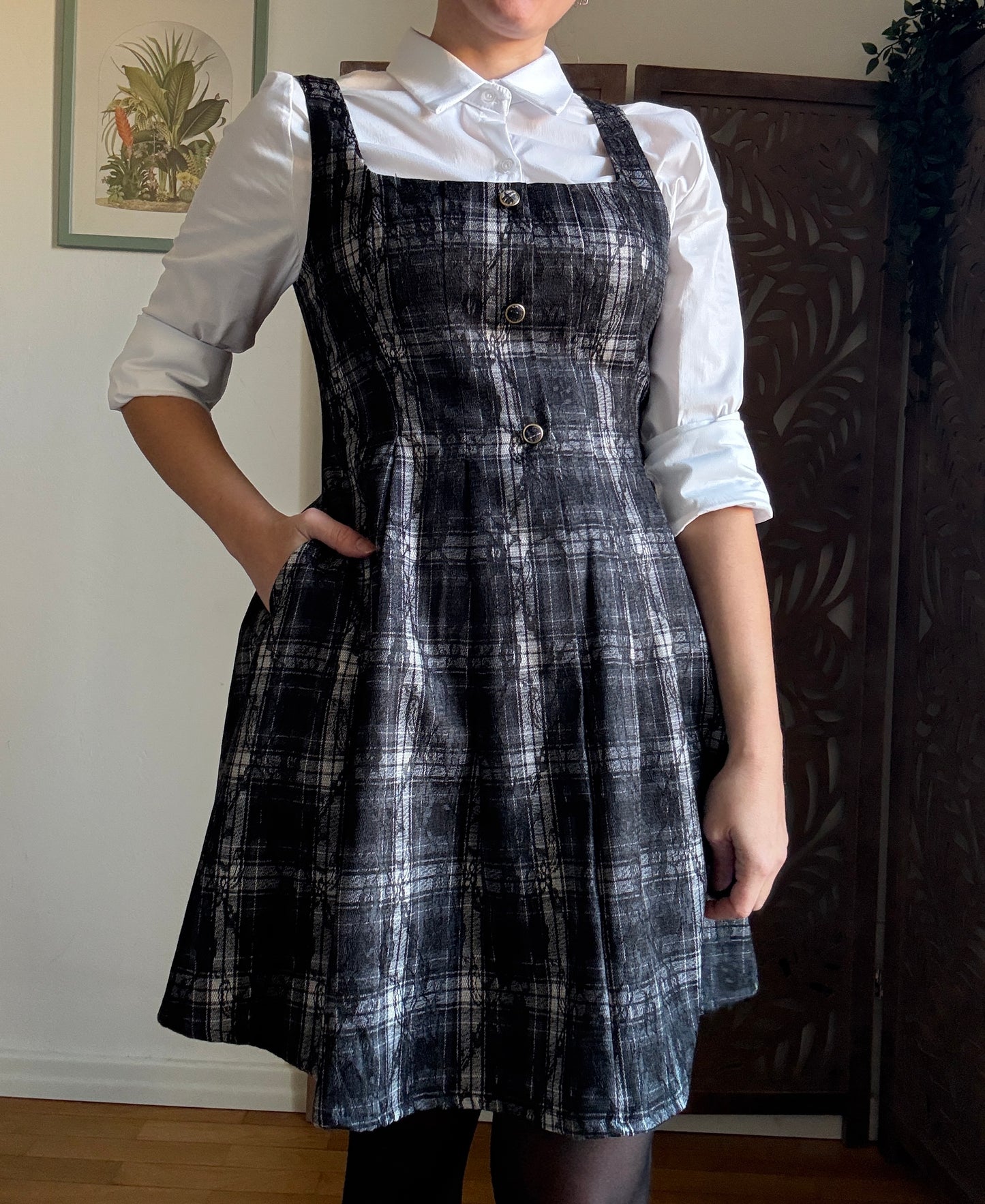 Abito pinafore Gothic Lace & Tartan in 2 colori - Stile Dark Academia