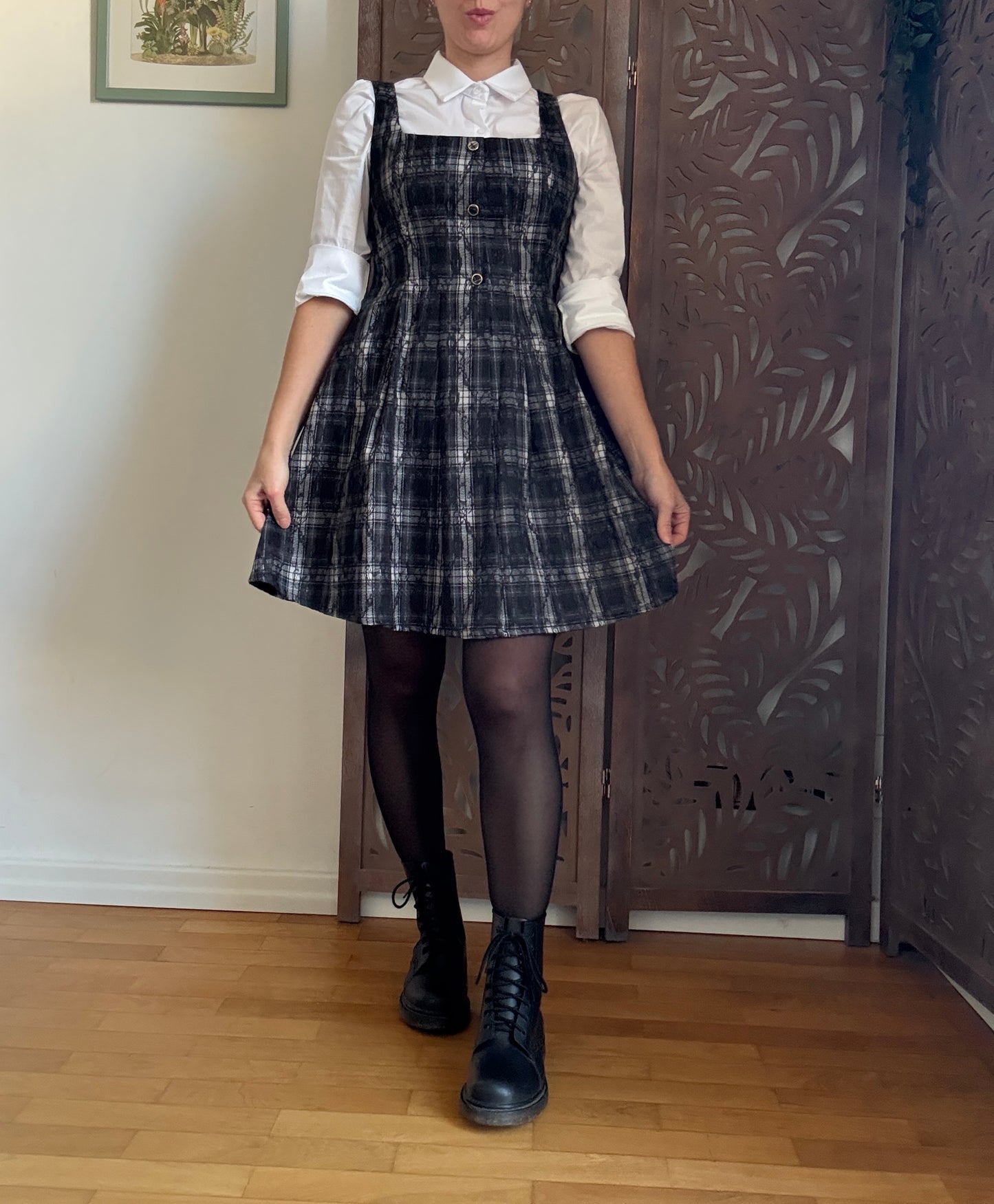 Abito pinafore Gothic Lace & Tartan in 2 colori - Stile Dark Academia