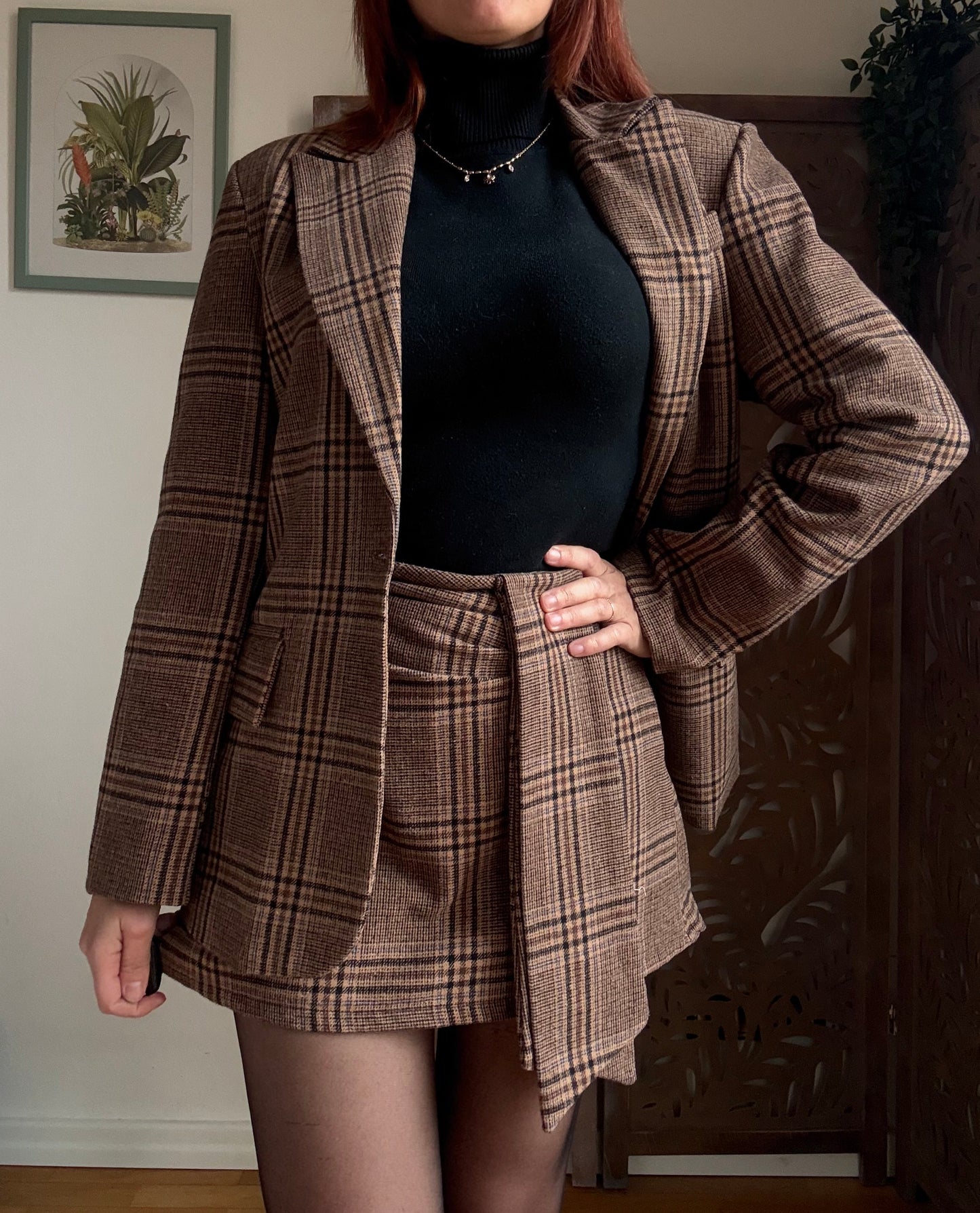 Blazer strutturato a quadri marrone in stile Preppy Chic