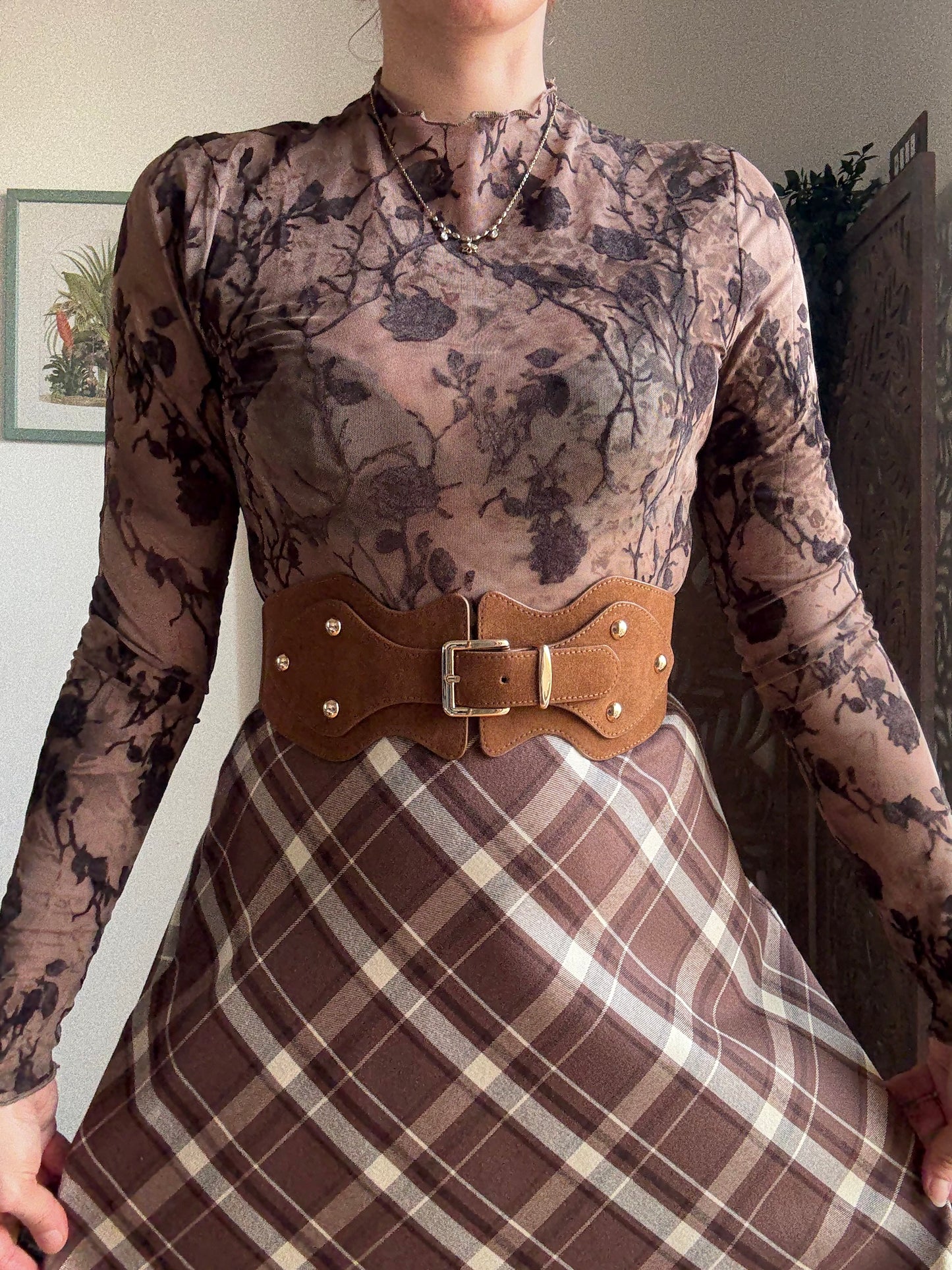 Body color caffè a manica lunga in tulle floccato