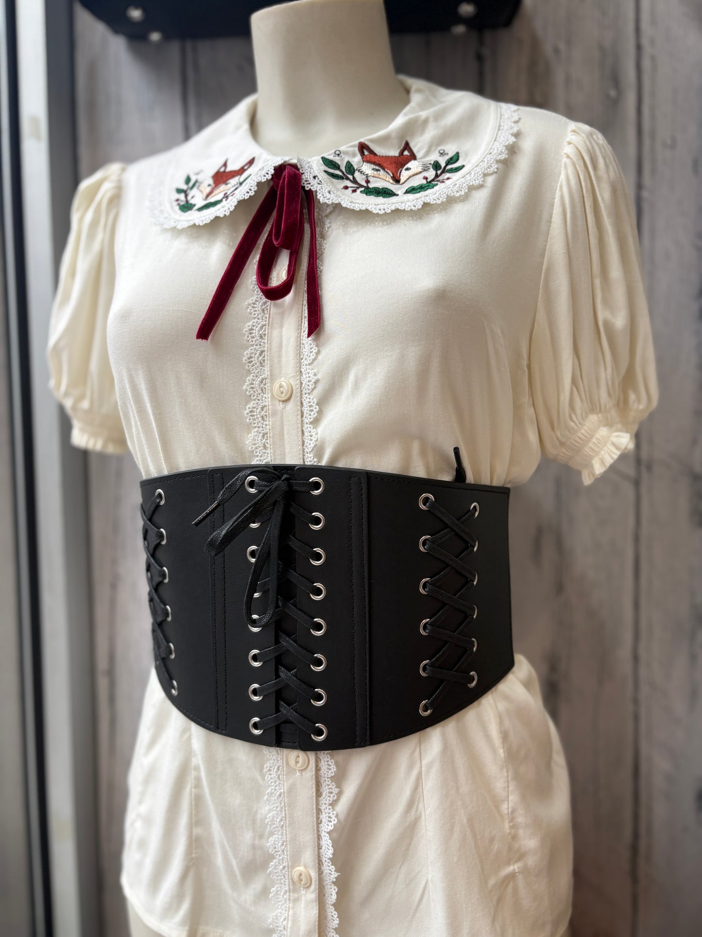 Cintura Alta Elastica a Corsetto con Stringhe