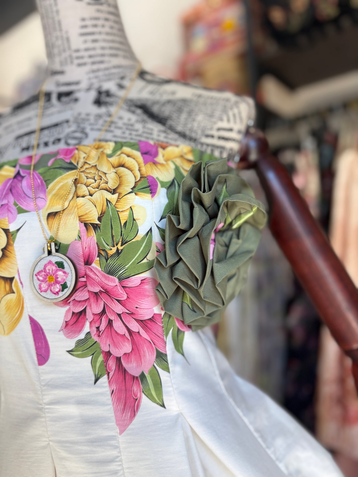 Abito Midi Bustier "Garden Bloom" in Cotone con Maxi Spilla