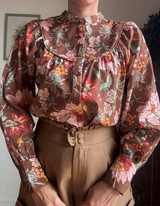 Blusa francese marrone floreale in cotone collo alla coreana