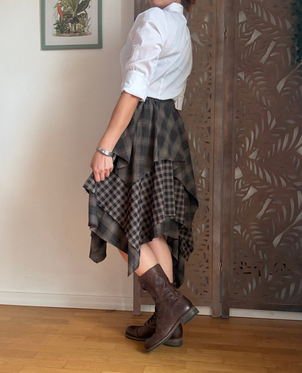 Gonna midi tartan asimmetrica a balze Dark Academia