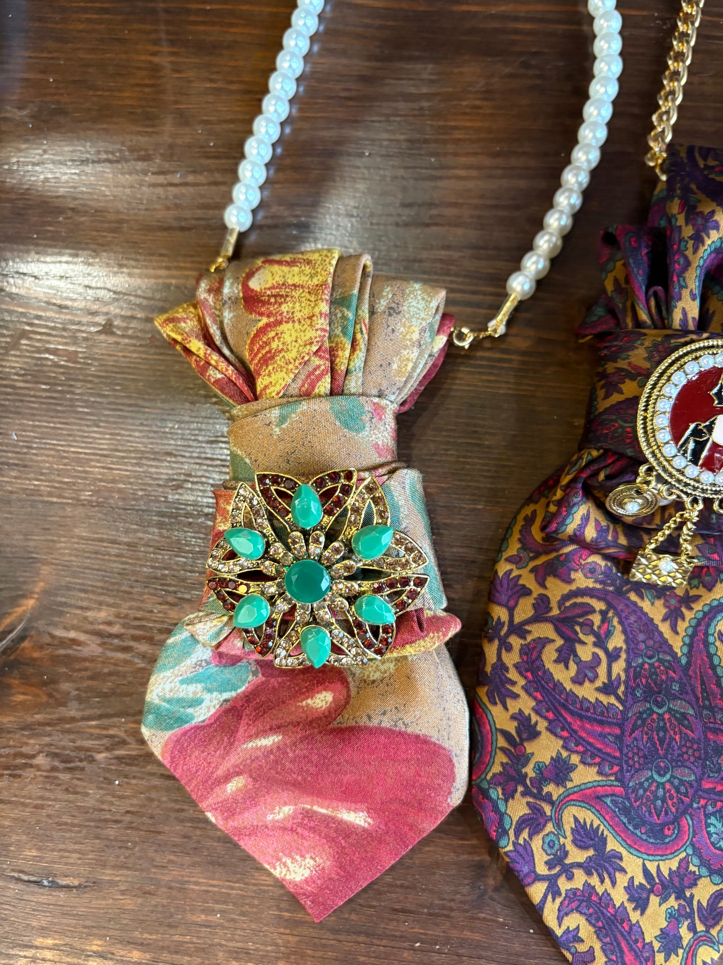 Collane gioiello handmade realizzate con cravatte vintage