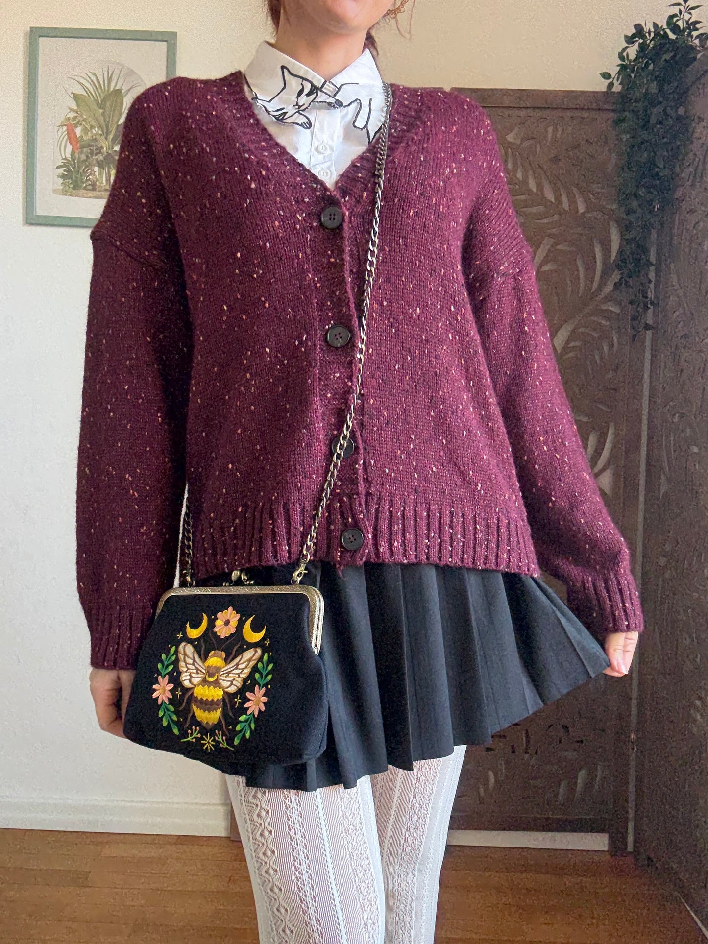 Cardigan oversize bordeaux colorato con bottoni