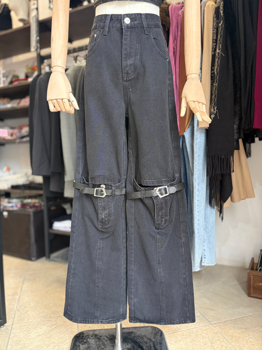 Pantaloni Wide-Leg "Edge & Buckle" – Nero Denim