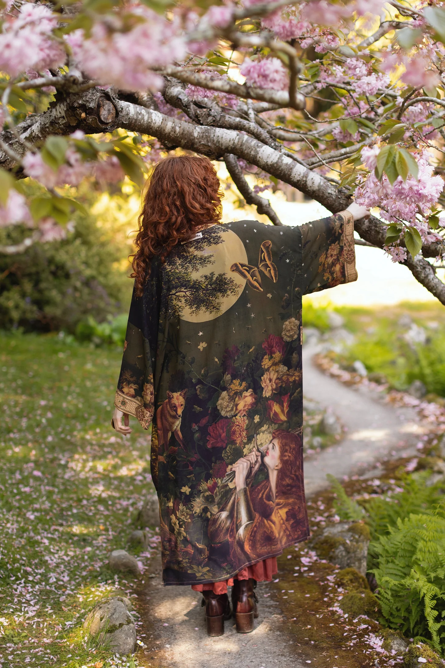 The Messenger: Kimono ispirato a Giovanna d'Arco