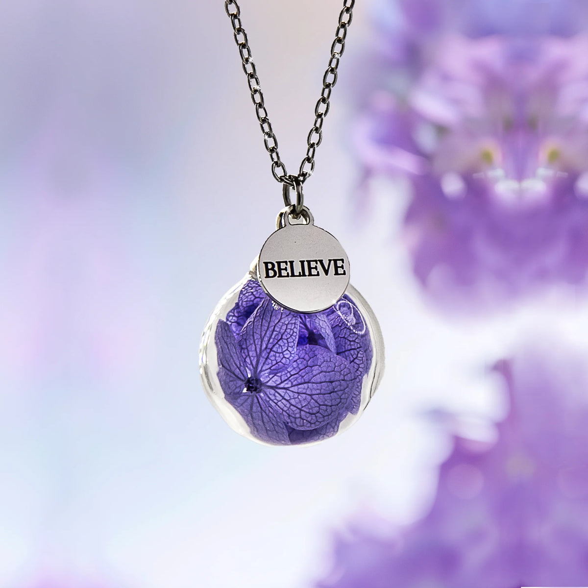 Collana della forza spirituale con petali di Ortensia