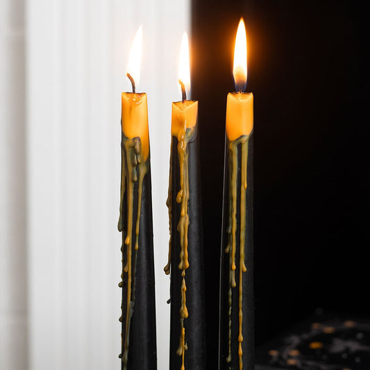 PREORDINE (In arrivo dal 3 agosto) Set di 4 Candele Coniche Nere con Gocce Arancioni – "Pumpkin Guts" Halloween Taper Candles