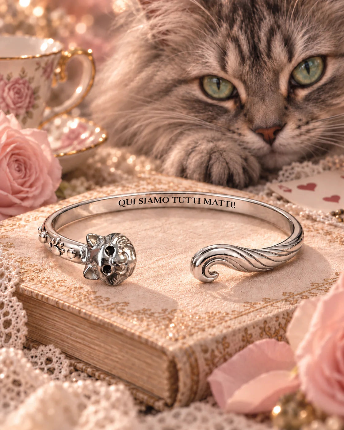 Bracciale “Siamo tutti matti qui!” con gatto del Cheshire in acciaio 316L