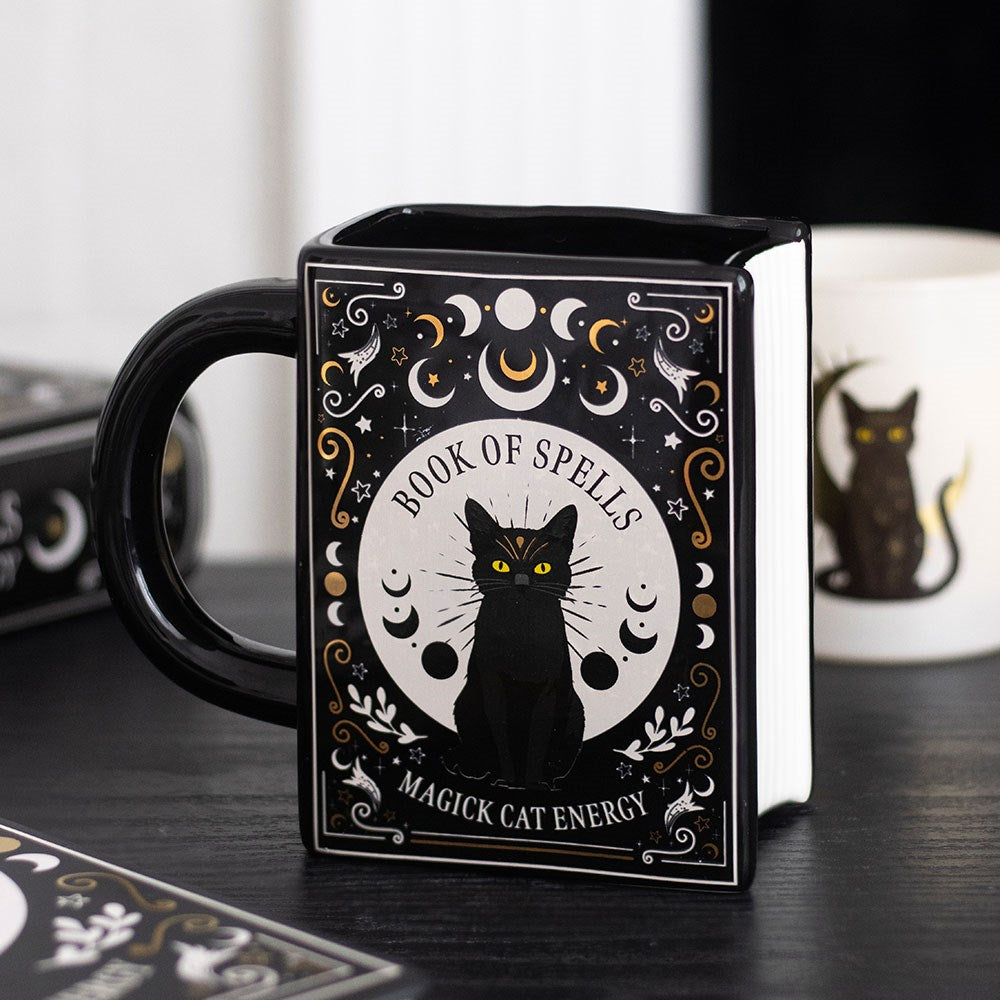 Tazza a forma di libro "Black Cat Magick: Il libro degli incantesimi"