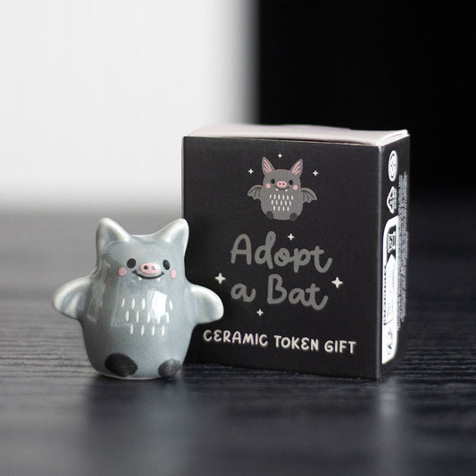 Mini Pipistrello in Ceramica in Scatola di Fiammiferi "Adopt a Bat" – Linea Cute Bat