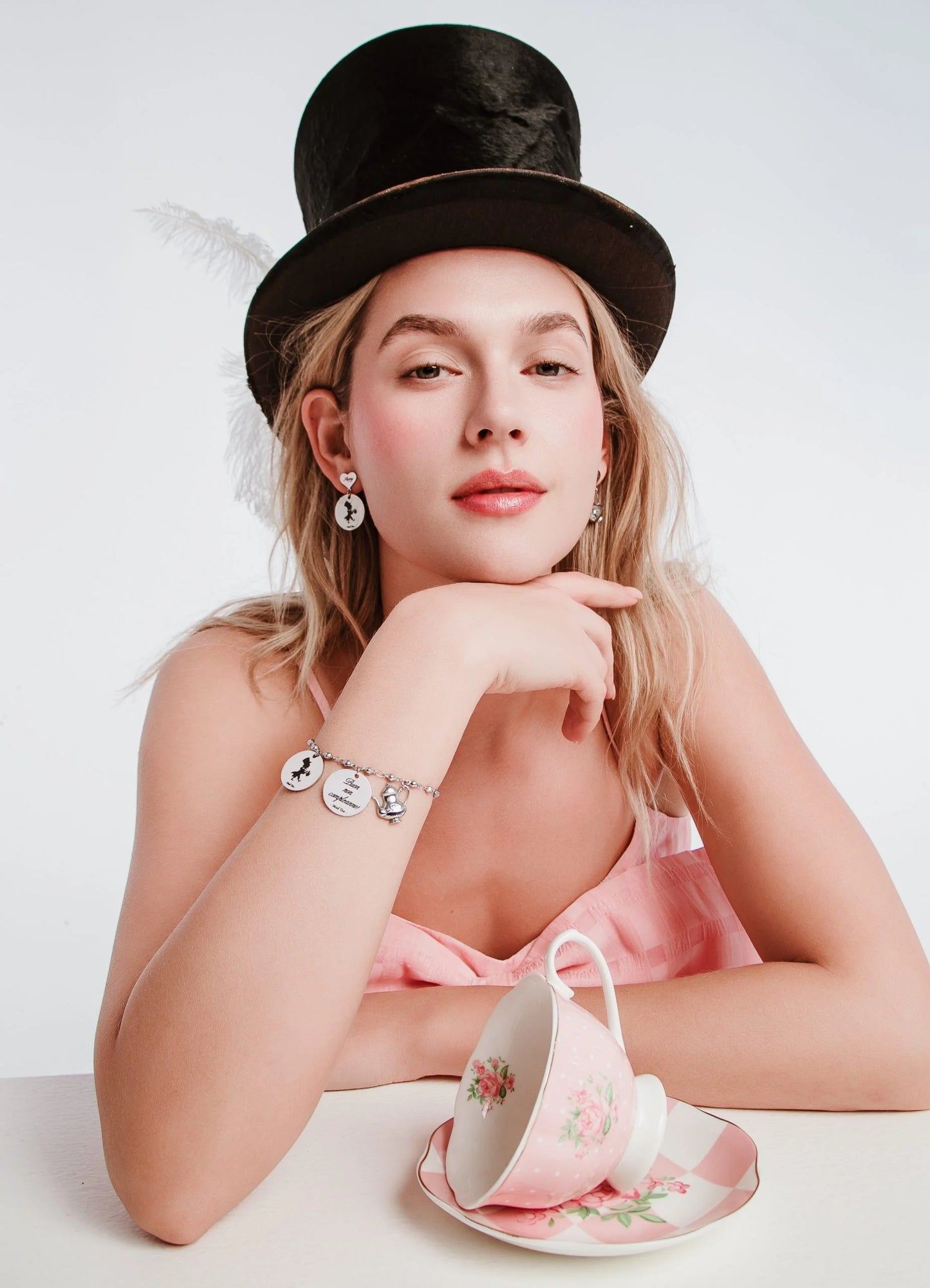 Orecchini del Cappellaio Matto “Buon non compleanno”