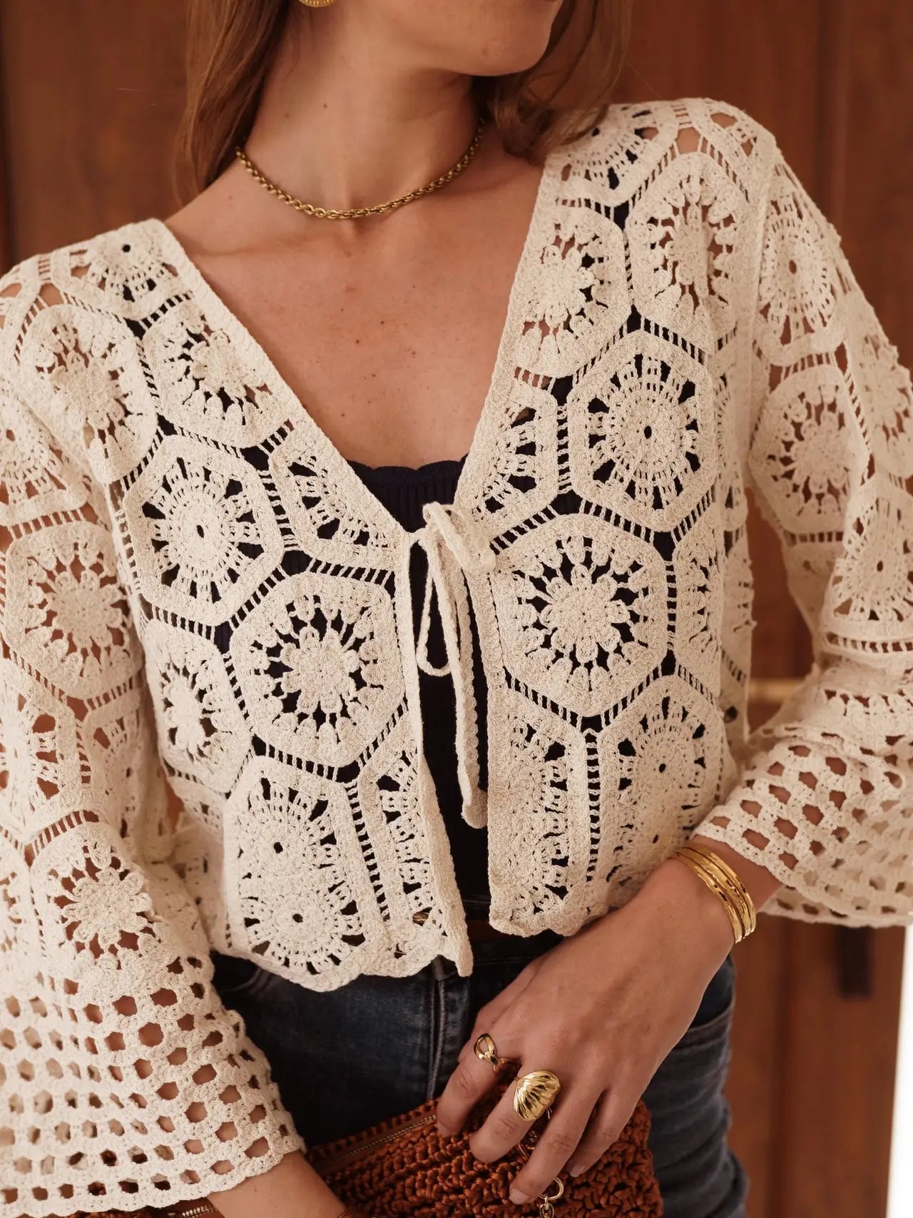 Cardigan Cropped in Crochet Veya a Motivi Geometrici – Crema