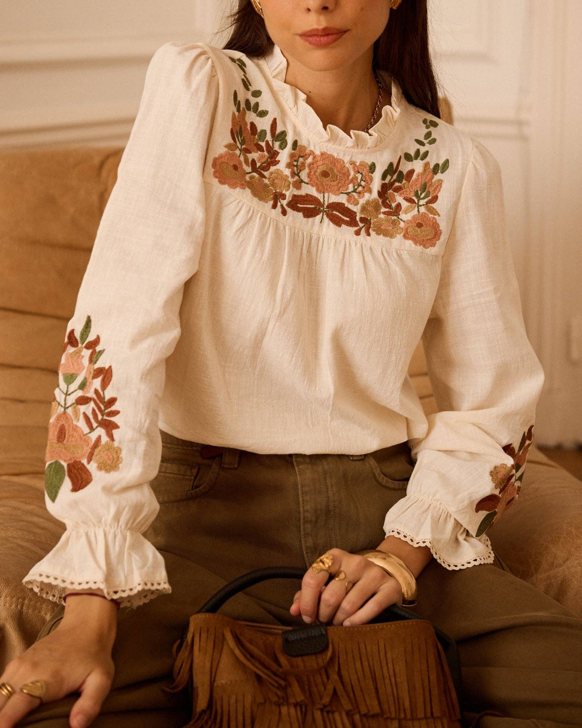 Blusa Giardino d’Autunno écru in cotone ricamato