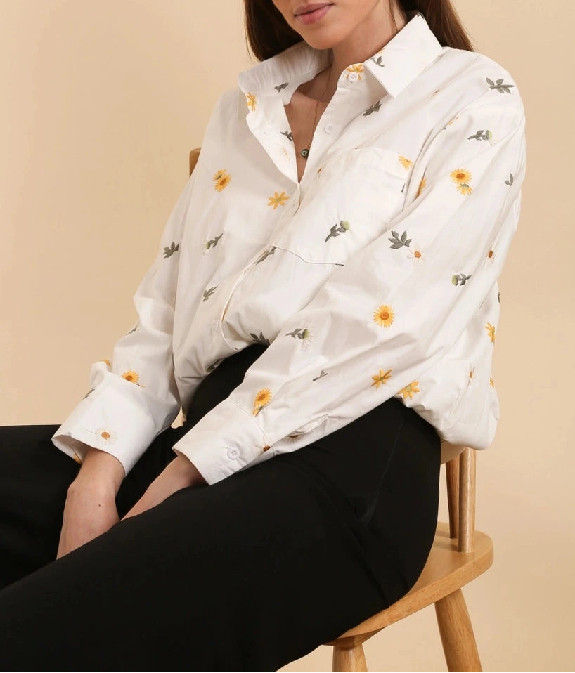Camicia lunga Sunflower in cotone con ricami floreali