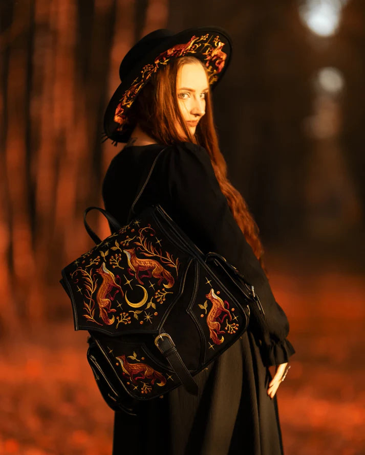 Zaino Mystic Fox Ricamato con Volpi e Lune