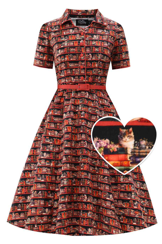 Abito midi Mabel con gatti su scaffali librerie - Stile anni '50