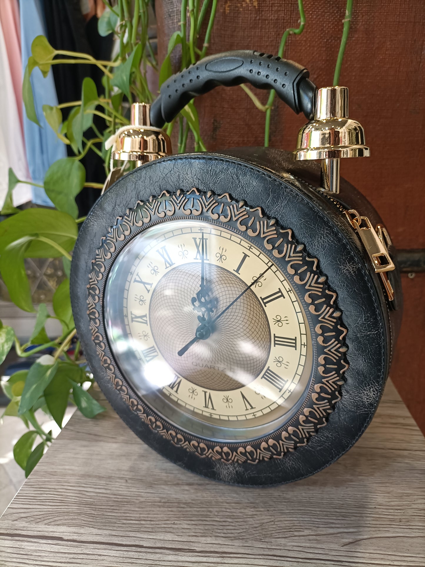 Borsa orologio steampunk nera con quadrante decorato