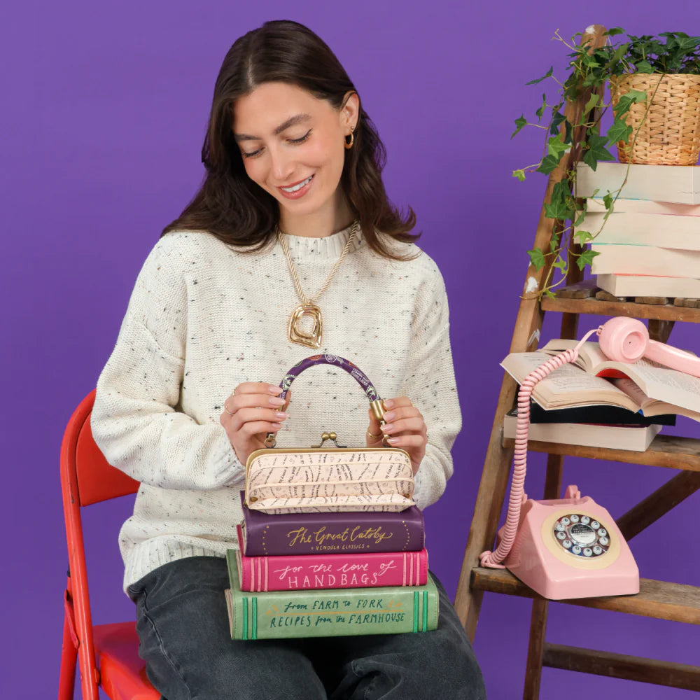 Borsa a forma di libri Volta Pagina | Vendula Travelling Library Bookshop